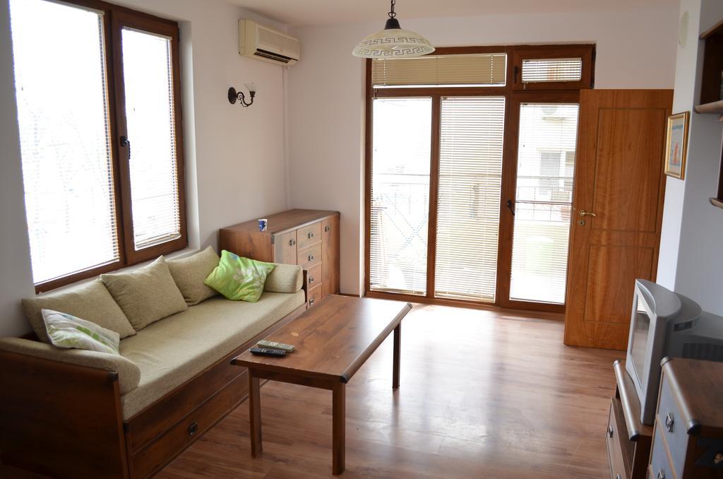 Art Apartments - Ahyolu Dış mekan fotoğraf