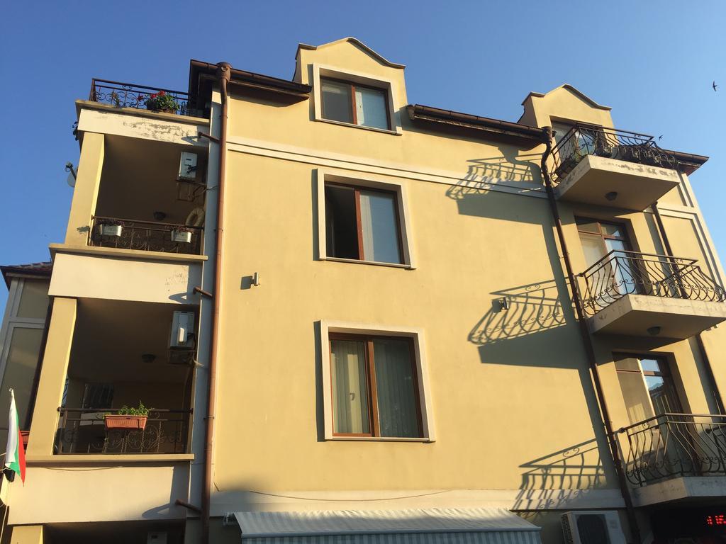 Art Apartments - Ahyolu Dış mekan fotoğraf